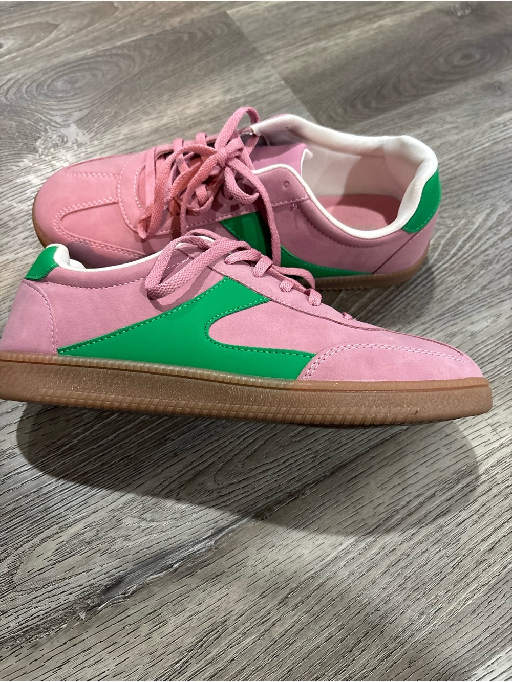 No Boundaries Pink and Green Low-Top Sneakers